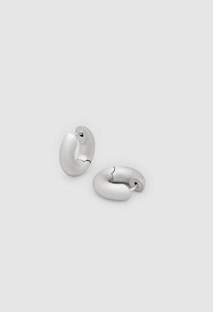 TOM WOOD Chunky Hoops Satin Small Silver